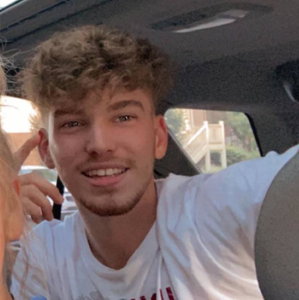 Meet your Posher, Alex